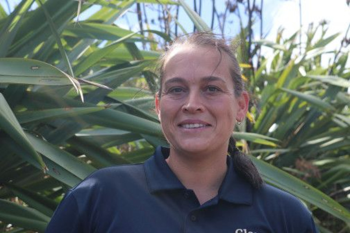 Allana Cliffside Housekeeper v2