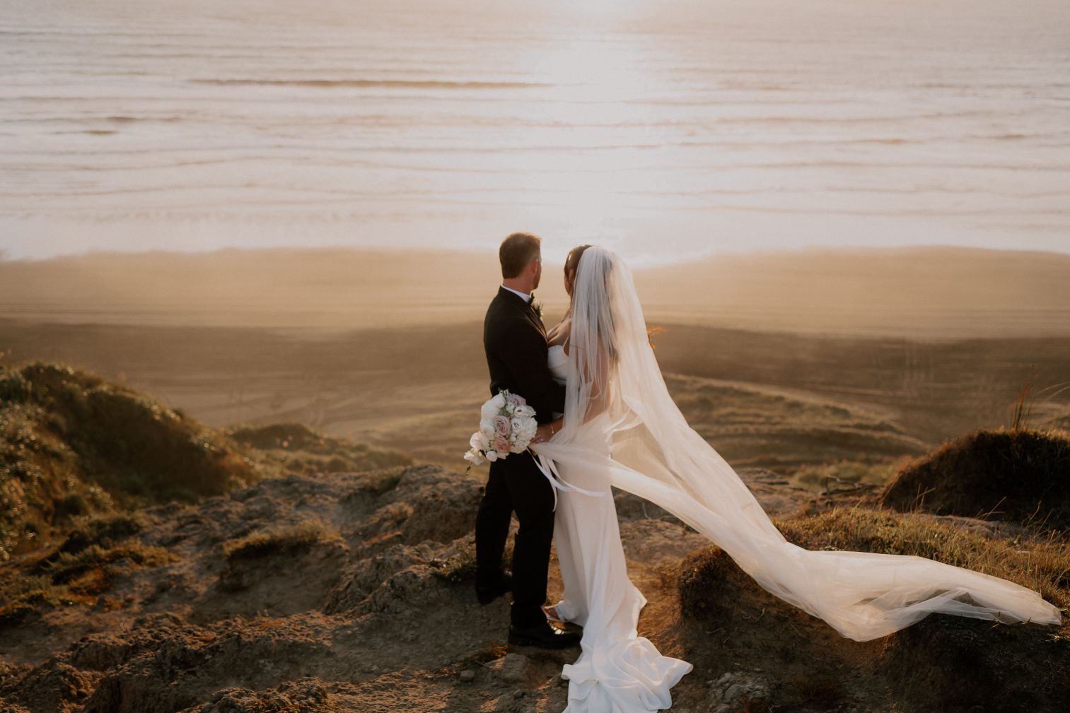 claireriversphotography jess tony cliffside aucklandwedding 901