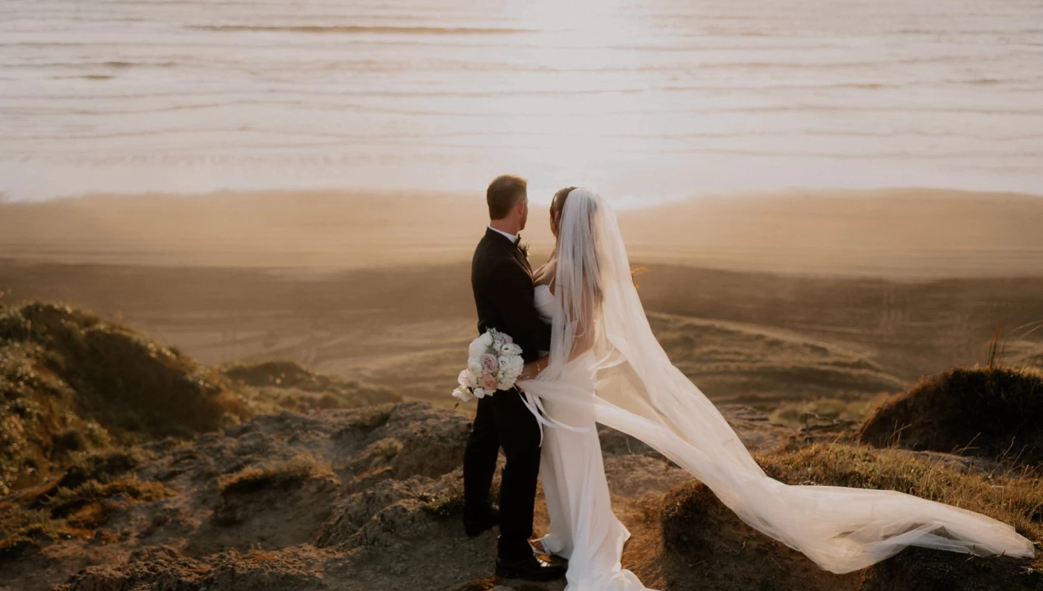 claireriversphotography jess tony cliffside aucklandwedding 901